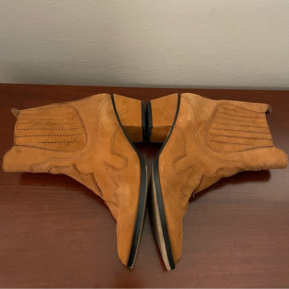 Aldo Suede Brown Boots Western Style Pointy Toes Size 8 - Picture 5 of 14